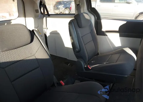 2010 Dodge Grand Caravan Se from USA, damaged, VIN 2D4RN4DE0AR453714